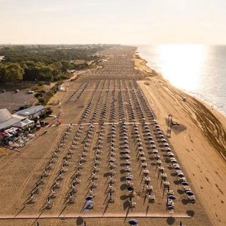 Bibione Central Apartment *